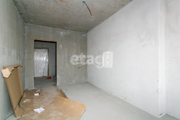 
   Продам 1-комнатную, 37 м², Виктора Уса ул, 1/1

. Фото 5.