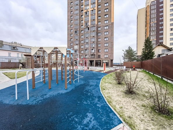 
   Продам 2-комнатную, 37.9 м², Кирова ул, 274

. Фото 35.