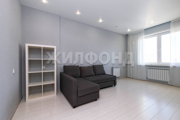 
   Продам 2-комнатную, 57.6 м², Фрунзе ул, 20

. Фото 4.