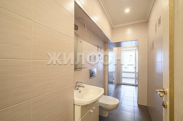 
   Продам 3-комнатную, 151.1 м², Советская ул, 56

. Фото 18.