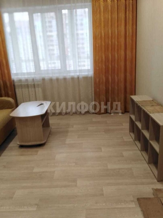 
  Сдам в аренду 1-комнатную квартиру, 39 м², Новосибирск

. Фото 7.