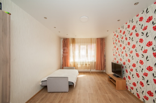 
   Продам 1-комнатную, 46.2 м², Выборная ул, 91/3

. Фото 5.