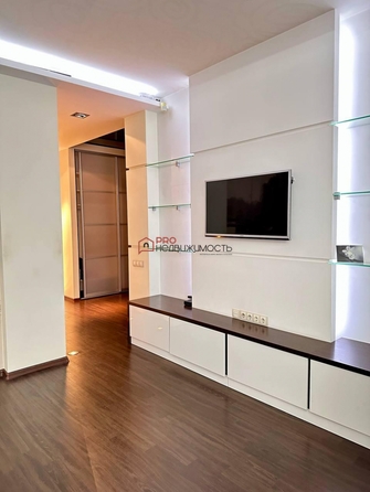 
  Сдам в аренду 2-комнатную квартиру, 68 м², Новосибирск

. Фото 6.