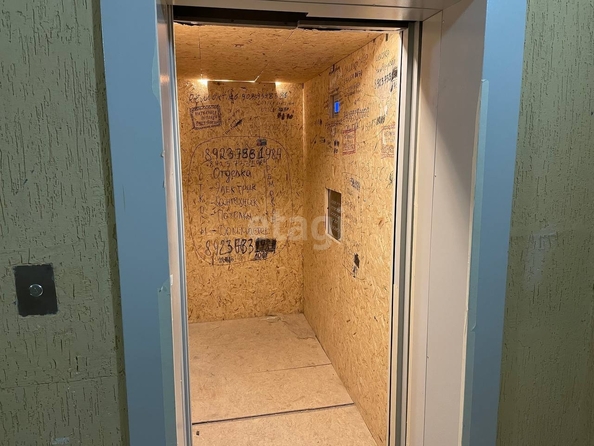 
   Продам 3-комнатную, 73.3 м², Виктора Уса ул, 1/1

. Фото 18.