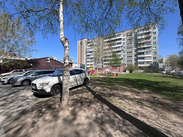 
   Продам 1-комнатную, 29.9 м², Кропоткина ул, 120

. Фото 17.