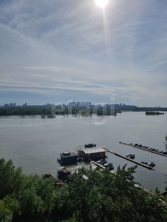 
   Продам 3-комнатную, 98 м², 2-я Обская ул, 154

. Фото 23.