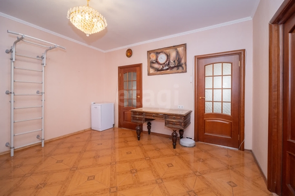 
   Продам 3-комнатную, 89.7 м², Ватутина ул, 41/1

. Фото 24.