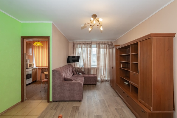 
   Продам 1-комнатную, 29.4 м², Красный пр-кт, 67а

. Фото 3.