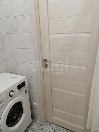 
   Продам 1-комнатную, 32.5 м², Ясный Берег ул, 9

. Фото 6.