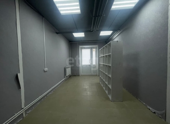 
   Продам торговое помещение, 67 м², Виктора Шевелева ул, 30

. Фото 4.