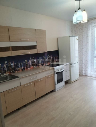
   Продам 2-комнатную, 59 м², Татьяны Снежиной ул, 25/4

. Фото 1.