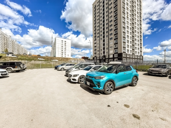 
   Продам 2-комнатную, 56 м², Татьяны Снежиной ул, 42/2

. Фото 39.
