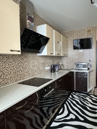 
  Сдам в аренду 2-комнатную квартиру, 78 м², Новосибирск

. Фото 3.