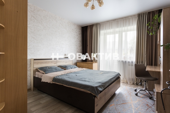 
  Продается 2-комн. квартира, 56 м², Театральная ул, д. 2А
. Фото 10.