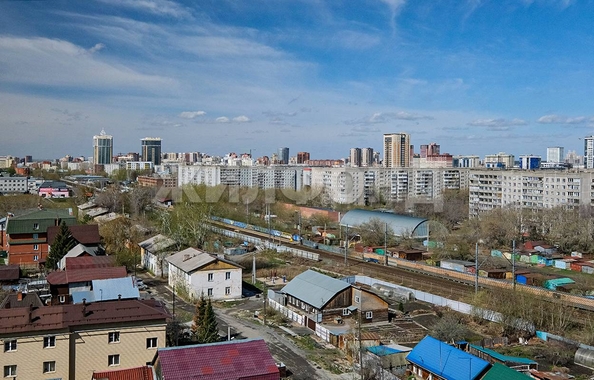 
   Продам 2-комнатную, 51.4 м², Николая Островского ул, 195/3

. Фото 24.