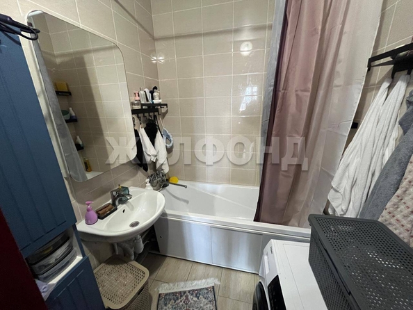 
   Продам 2-комнатную, 56 м², Бородина ул, 56

. Фото 14.