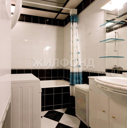 
  Продается 3-комн. квартира, 80.2 м², Вокзальная магистраль ул, д. 8/2
. Фото 25.