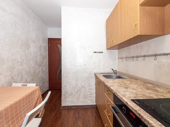 
   Продам 1-комнатную, 29.9 м², Бориса Богаткова ул, 247

. Фото 3.