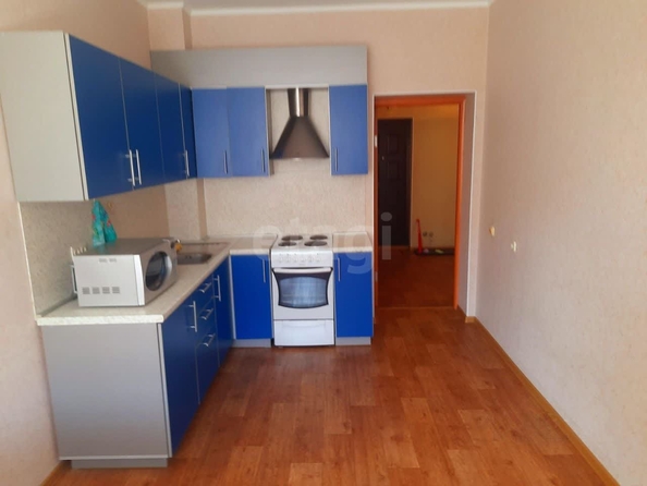 
  Сдам в аренду 1-комнатную квартиру, 49 м², Новосибирск

. Фото 1.