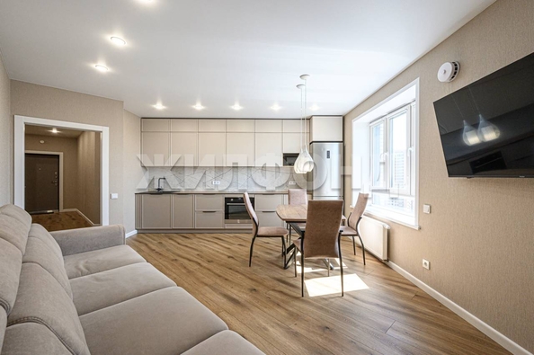 
   Продам 2-комнатную, 49.6 м², Семьи Шамшиных ул, 77

. Фото 1.