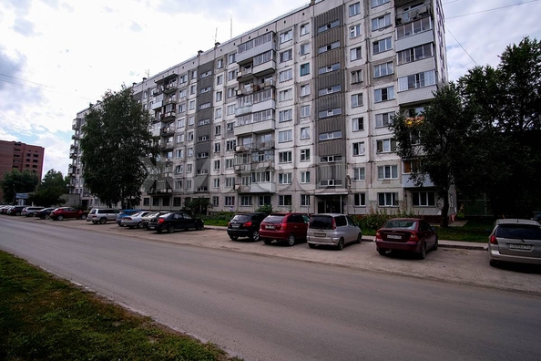 
   Продам 3-комнатную, 61.3 м², Петухова ул, 68

. Фото 13.