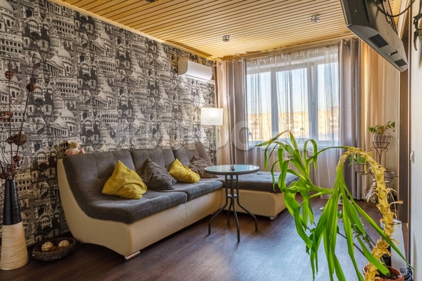 
   Продам 3-комнатную, 63 м², Адриена Лежена ул, 7

. Фото 1.