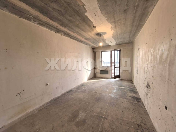 
   Продам 4-комнатную, 126.3 м², Военная ул, 9/1

. Фото 2.