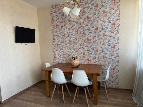 
   Продам 3-комнатную, 89.7 м², Дзержинского пр-кт, 75

. Фото 13.