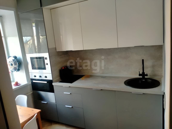 
  Сдам в аренду 2-комнатную квартиру, 50 м², Новосибирск

. Фото 1.