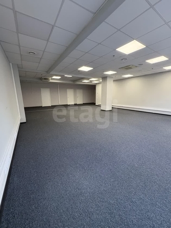 
   Сдам офис, 200 м², Советская ул, 5

. Фото 2.