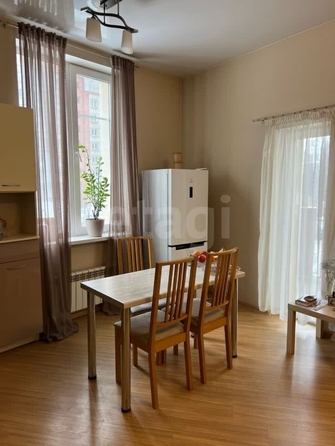 
  Сдам в аренду 2-комнатную квартиру, 64 м², Новосибирск

. Фото 5.