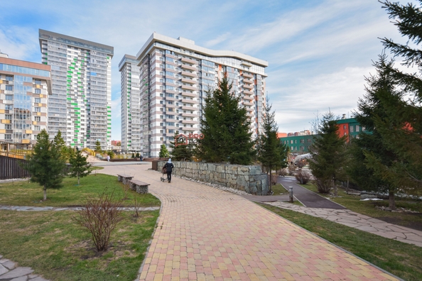 
  Сдам в аренду 1-комнатную квартиру, 41.7 м², Новосибирск

. Фото 2.