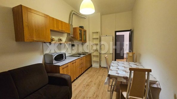 
  Продается 1-комн. квартира, 41.7 м², Горский мкр, д. 8а
. Фото 2.