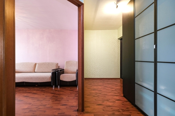 
  Продается 1-комн. квартира, 38.5 м², Зорге ул, д. 90
. Фото 4.