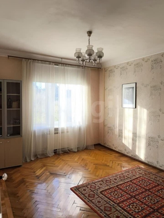 
  Сдается 1-комн. квартира, 40 м², Александра Невского ул, д. 8
. Фото 4.