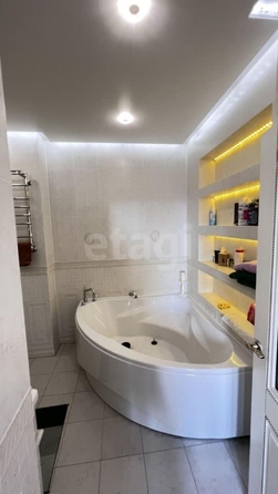 
  Сдается 3-комн. квартира, 80 м², Ипподромская ул, д. 8
. Фото 20.