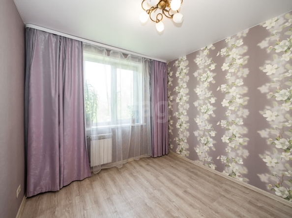 
   Продам 3-комнатную, 69.5 м², Военного городка тер, 772

. Фото 8.