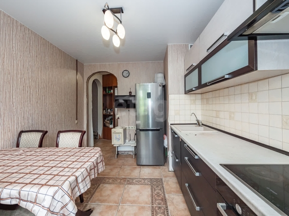 
   Продам 3-комнатную, 69.5 м², Военного городка тер, 772

. Фото 22.
