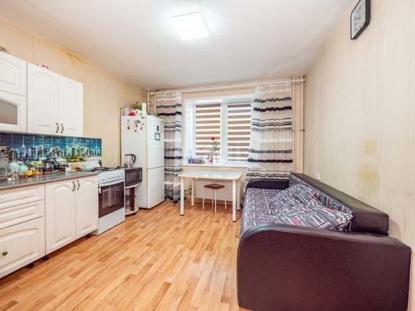 
   Продам 1-комнатную, 37.7 м², Кубовая ул, 113/2

. Фото 4.