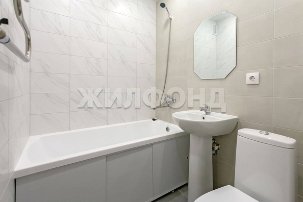 
  Продается 1-комн. квартира, 29 м², Лунная ул, д. 4
. Фото 5.