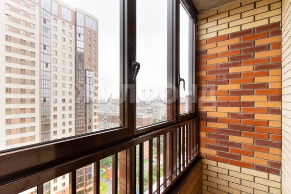 
  Продается 2-комн. квартира, 71 м², ЖК Расцветай на Гоголя, дом 4
. Фото 10.