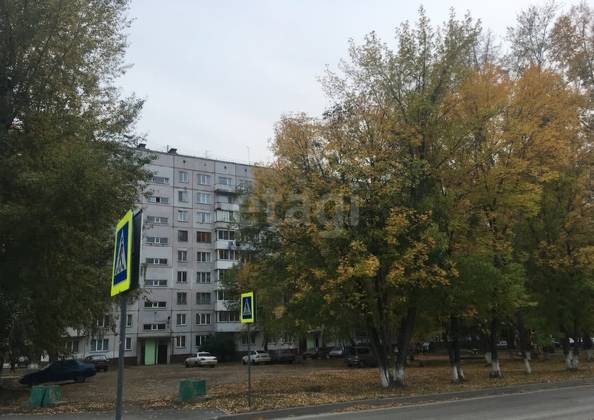 
  Продается 3-комн. квартира, 60.3 м², Петухова ул, д. 120
. Фото 4.