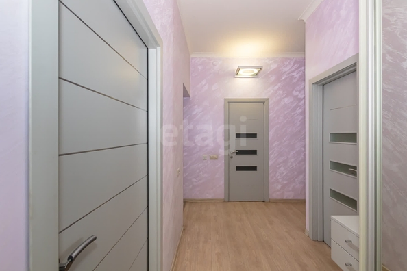 
  Продается 2-комн. квартира, 90.4 м², Кирова ул, д. 25
. Фото 6.