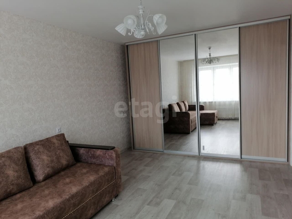 
  Сдается 1-комн. квартира, 37 м², Вертковская ул, д. 117
. Фото 2.