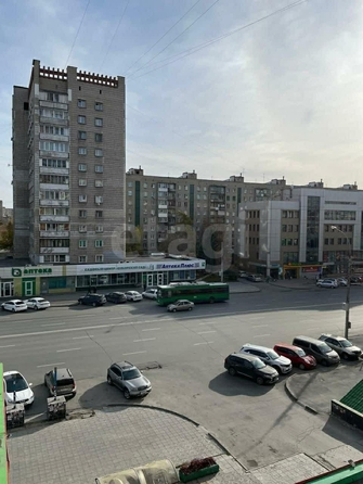 
  Сдается 1-комн. квартира, 32 м², Челюскинцев ул, д. 15
. Фото 6.