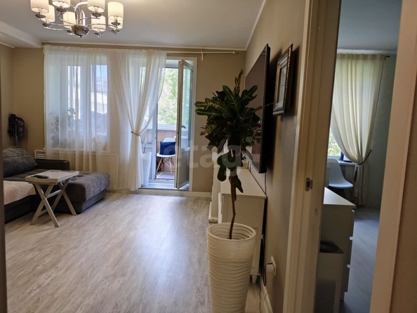 
  Продается 3-комн. квартира, 64.8 м², Сибирская ул, д. 33
. Фото 12.