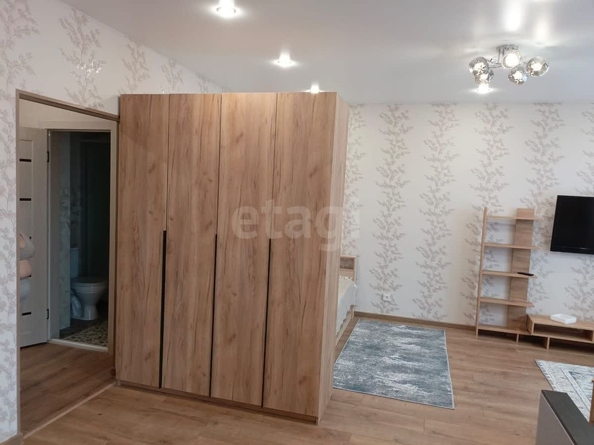 
  Сдается 1-комн. квартира, 30 м², Есенина ул, д. 67
. Фото 5.