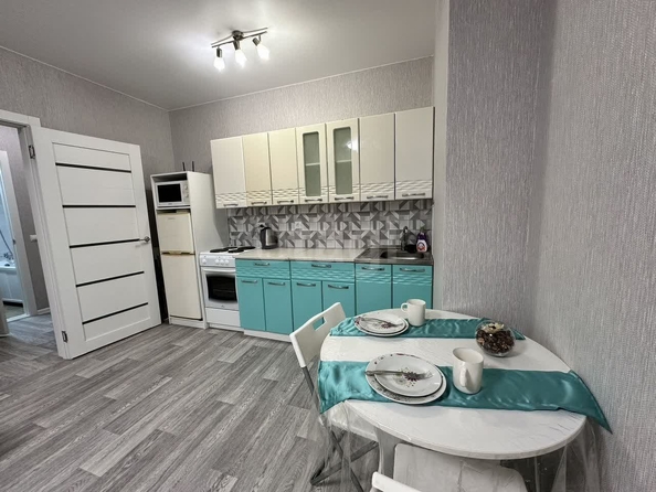 
  Сдается 2-комн. квартира, 40 м², Титова ул, д. 13
. Фото 3.