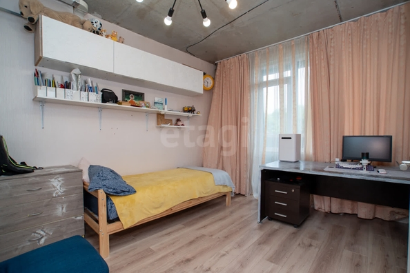 
  Продается 4-комн. квартира, 123 м², 6-й микрорайон, д. 34
. Фото 7.