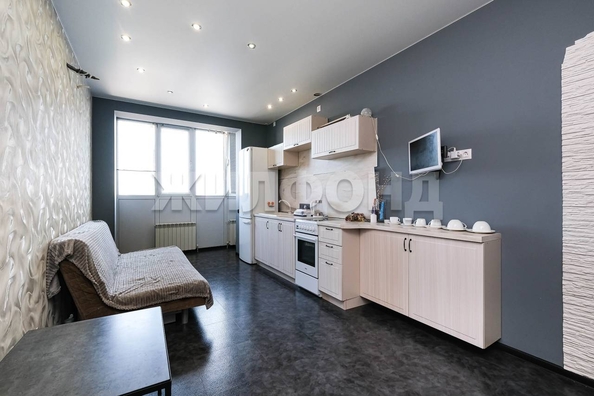 
  Продается 2-комн. квартира, 42.1 м², Добролюбова ул, д. 152/1
. Фото 1.